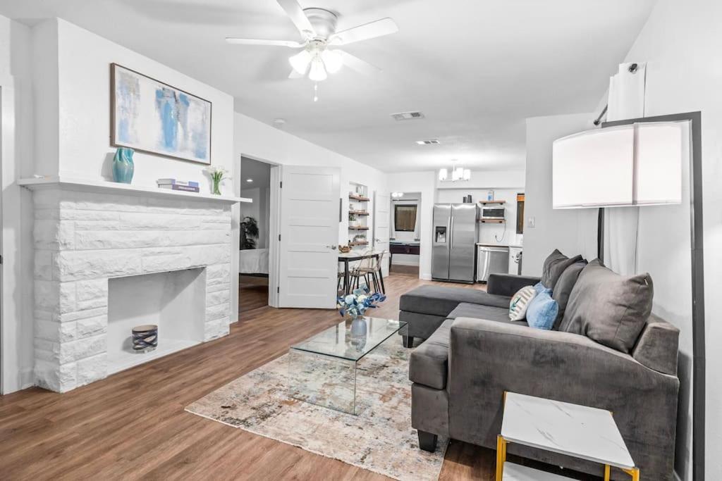 شقة Bentwood Oasis In Austin House المظهر الخارجي الصورة